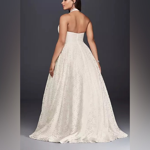 David’s Bridal “Galina” Wedding Dress - Picture 2 of 13